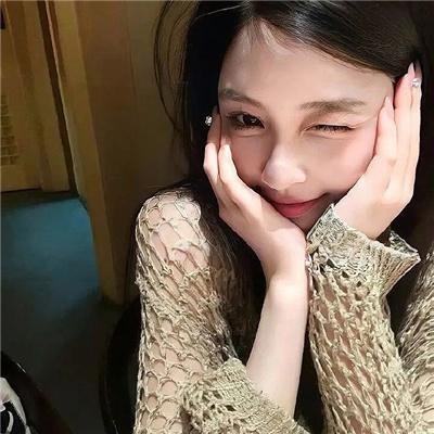 海边的白房子